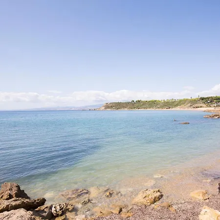 Апартаменты Gorgeous In Isola Capo Rizzuto With House Sea View *